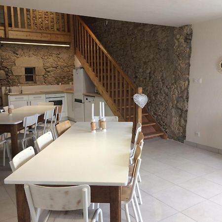 LE PETIT MONTY Gite Côté Jardin Saint-Malo-du-Bois Esterno foto