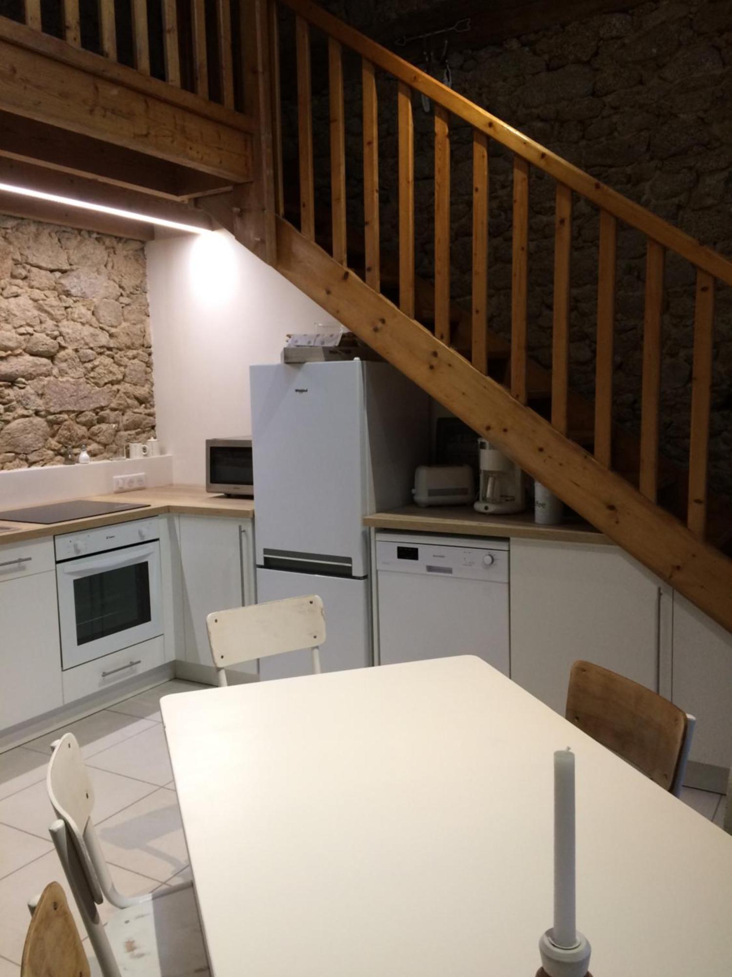 LE PETIT MONTY Gite Côté Jardin Saint-Malo-du-Bois Esterno foto